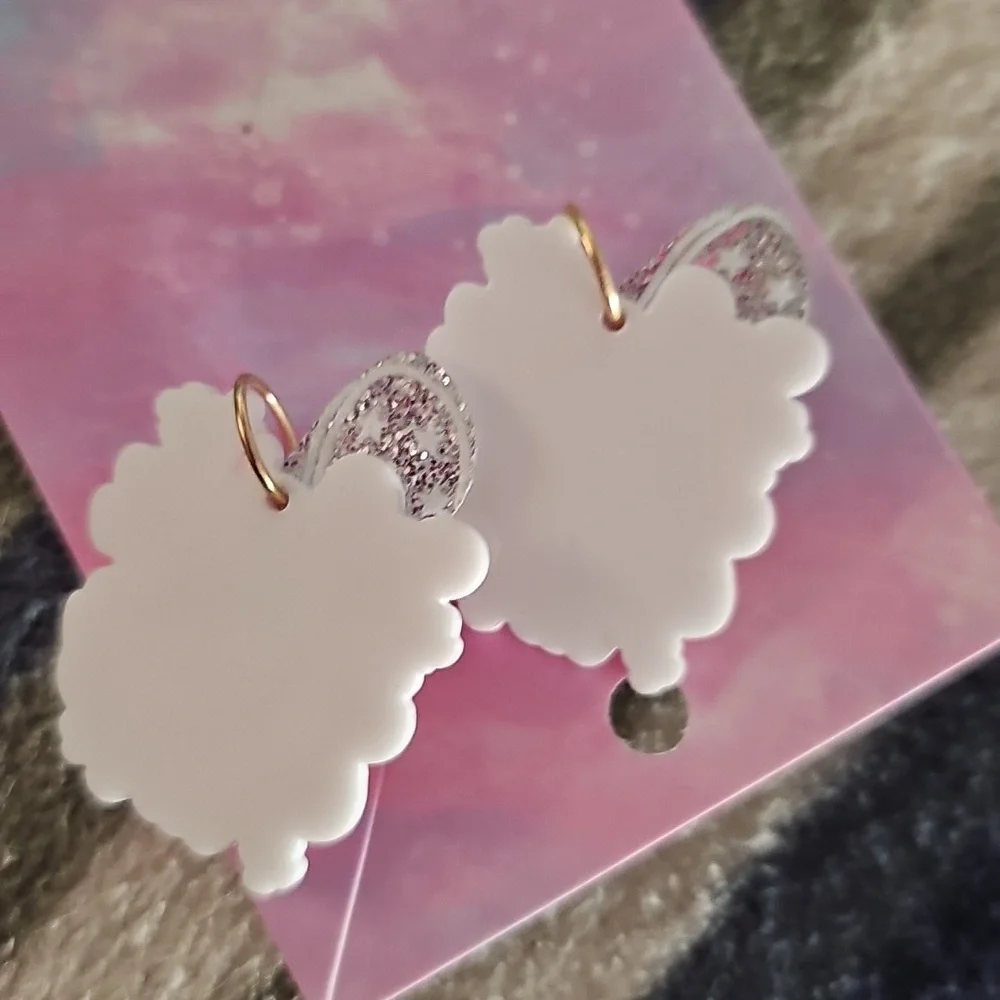 Dolly Parton Handmade Earrings - Picture 4 of 4